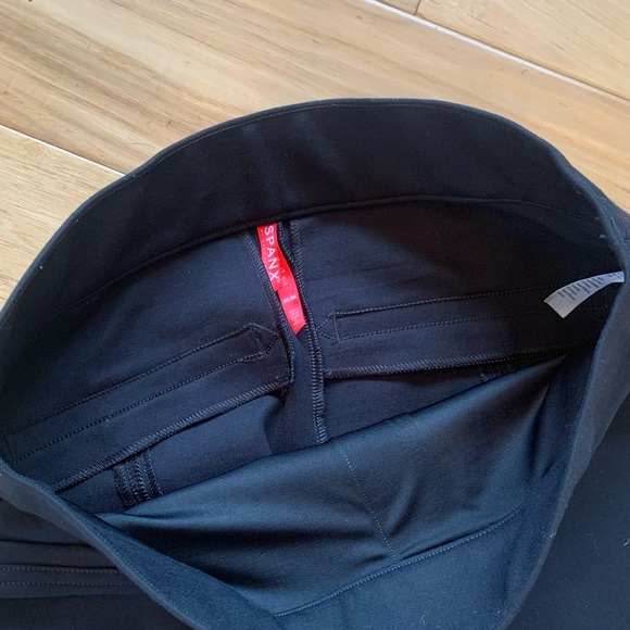 Spanx Trousers The Perfect Pants Skinny Ankle Crop Ponte Back Seam Black Size M - Picture 7 of 11